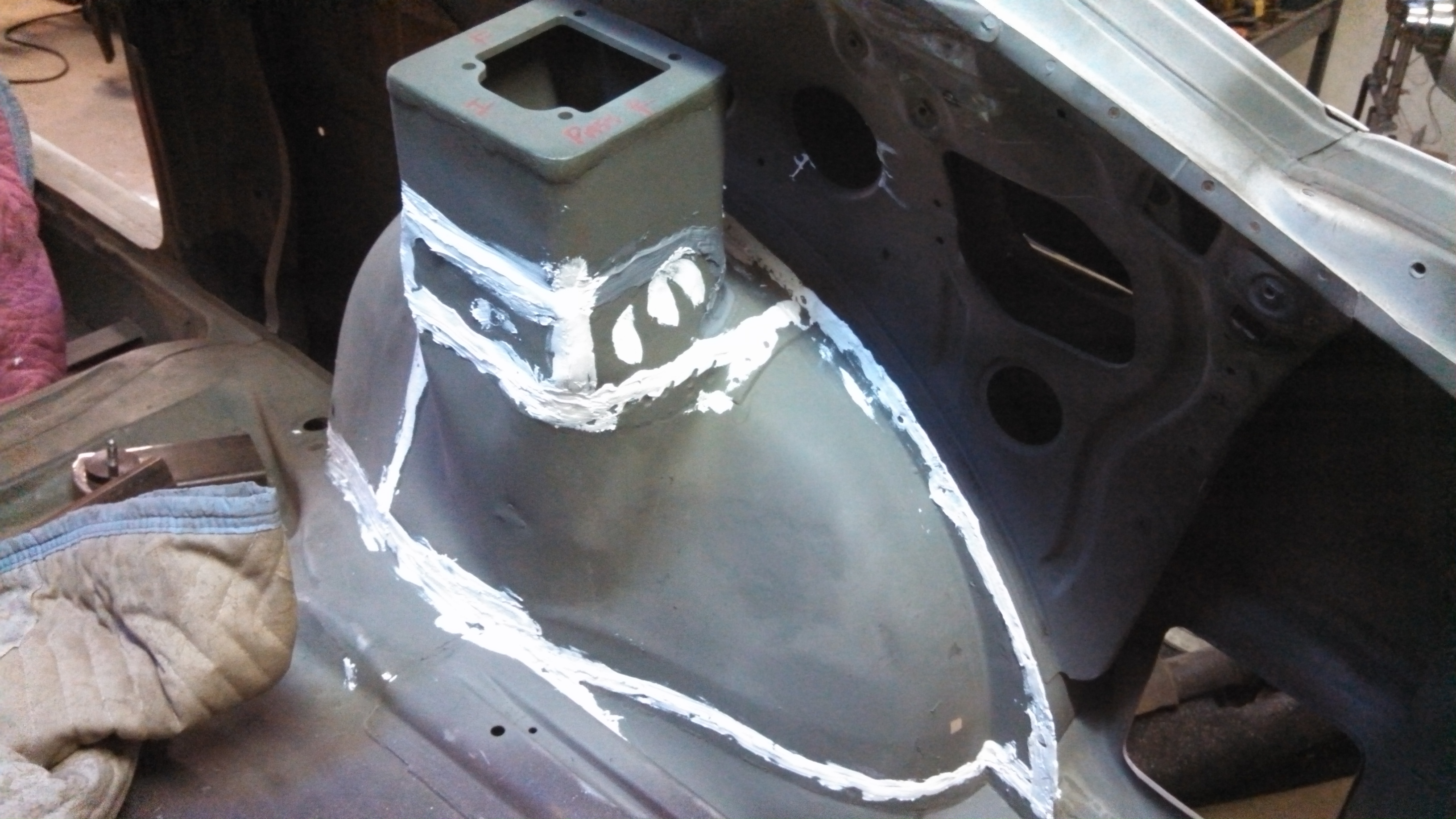 rear inner strut towers sealed3.jpg