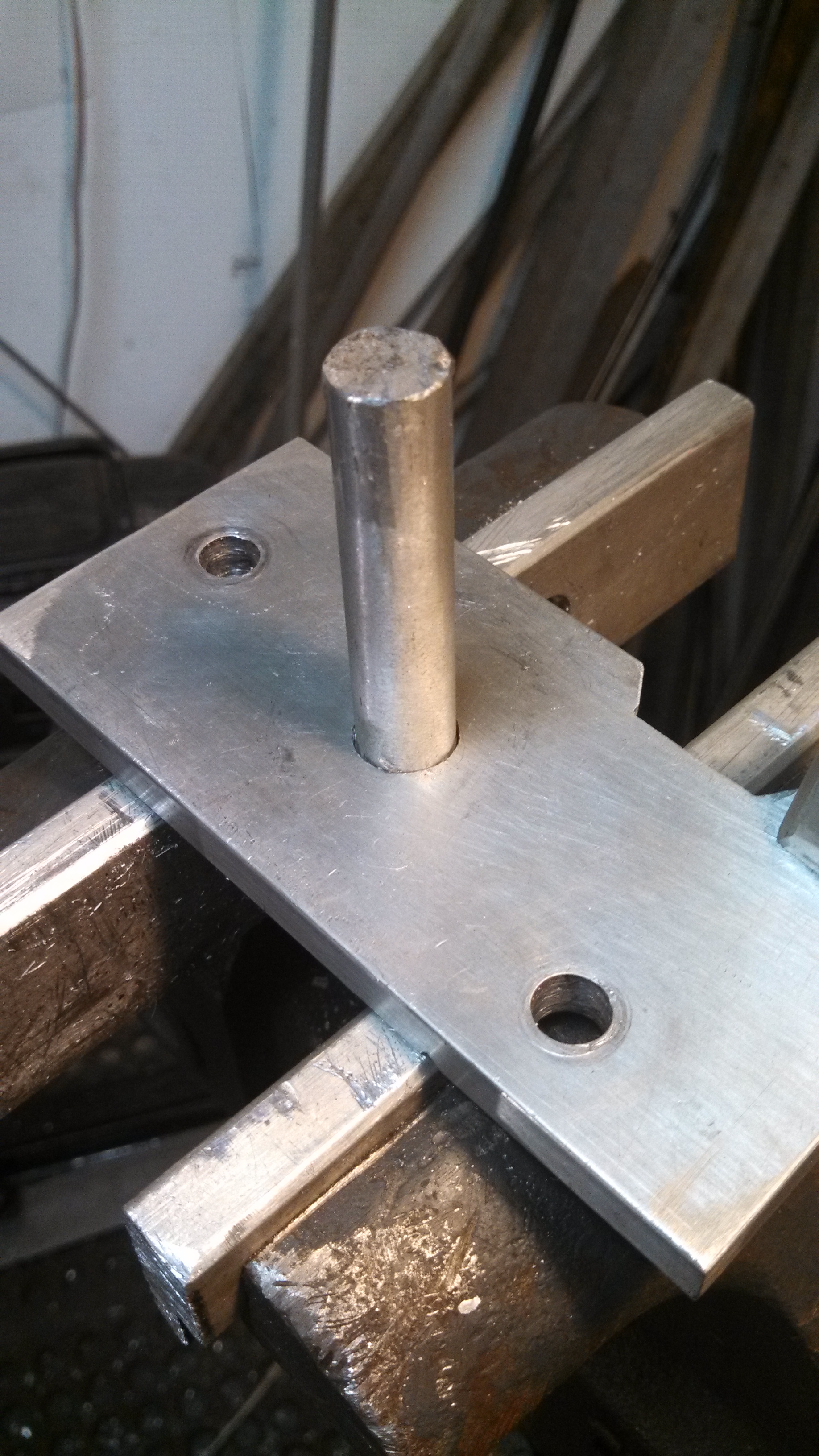 plug weld post for upperfront support.jpg