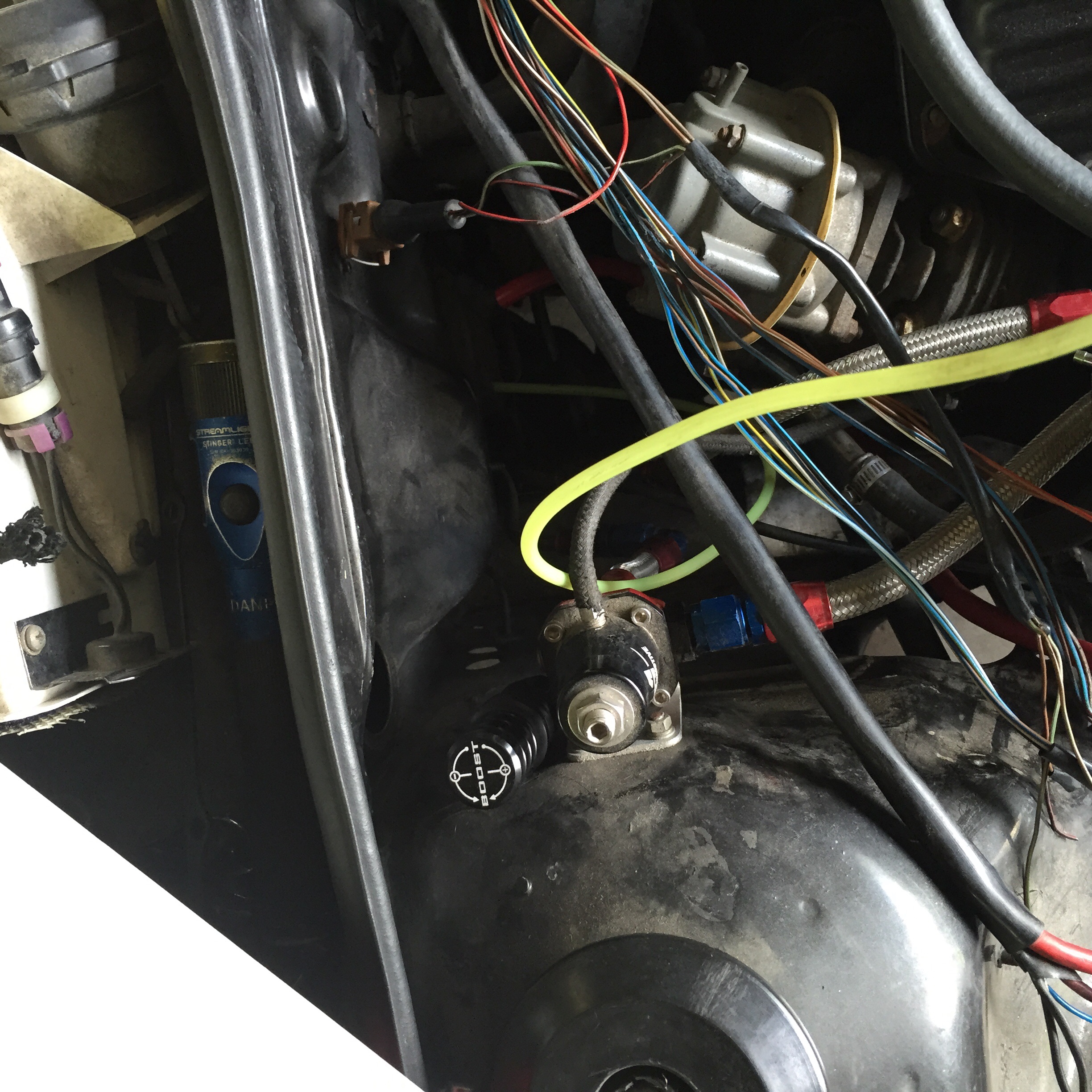 Boost controller(behind FPR)