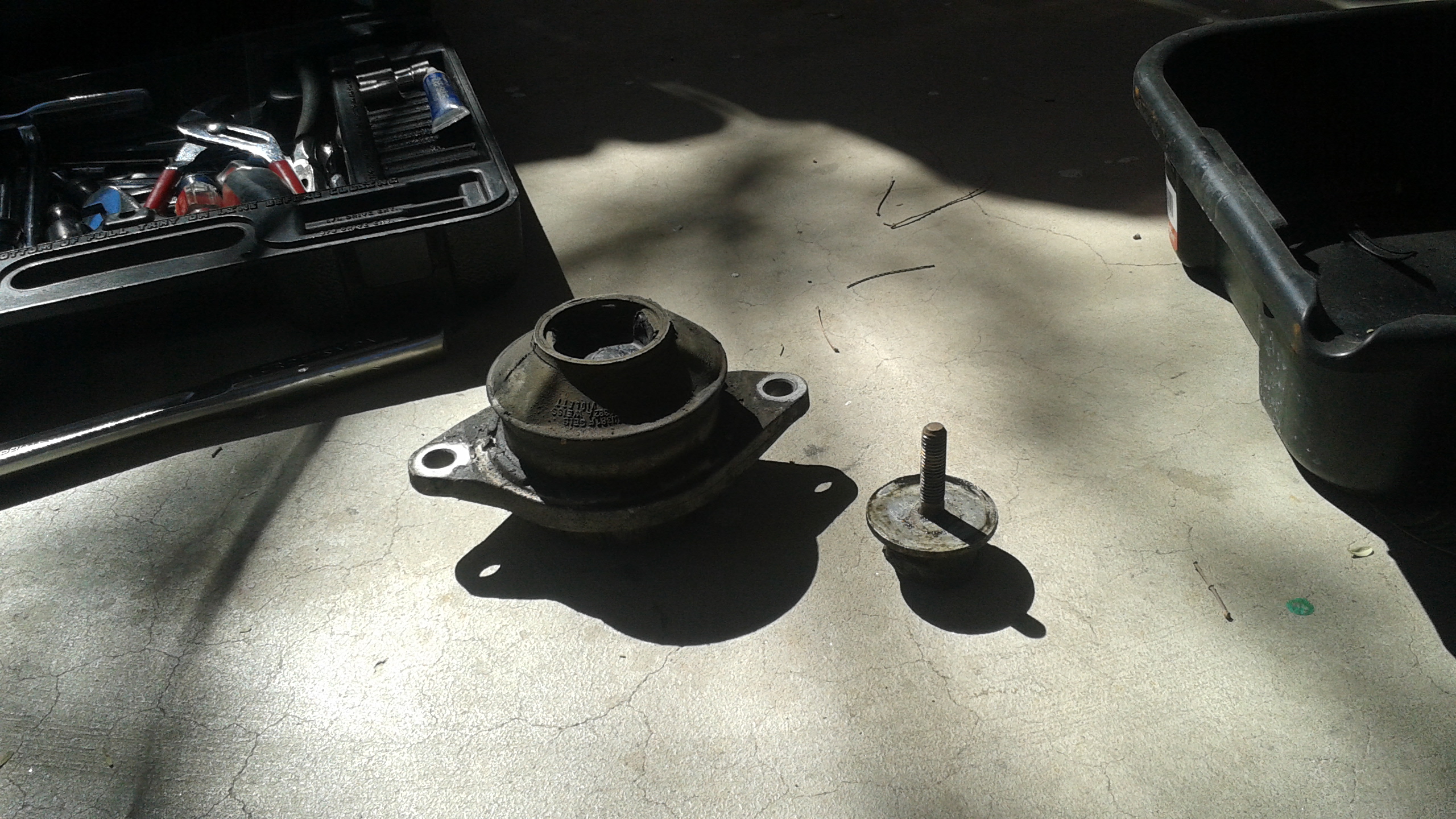 old dead OEM Audi engine mount