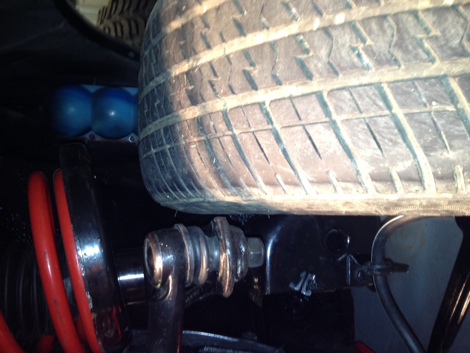 wheel tire clearance.JPG